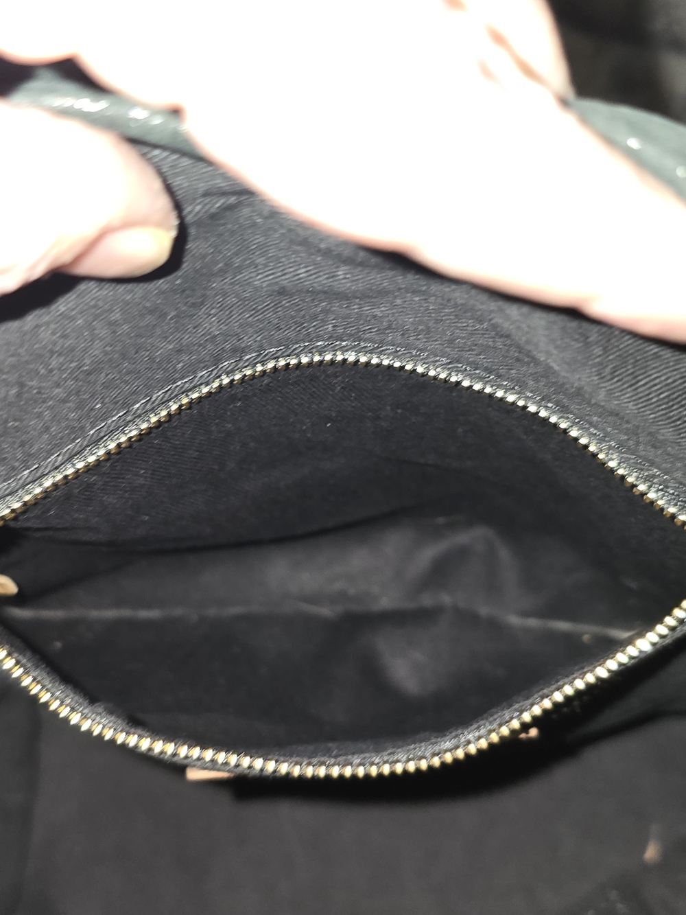 See By Chloe Luggage Tan Pebbled Leather Drawstring Tote. EUC - Picture 9 of 15